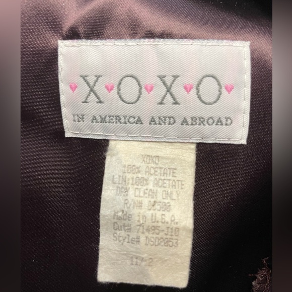 Worn once at an event. Embroidered. It’s that little blk dress but in Burgundy. - Picture 3 of 3